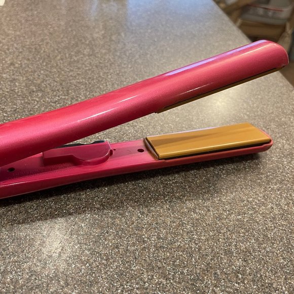 Pink Chi Hair Straightener - Picture 2 of 2